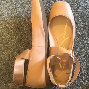 The cutes lil shoes🥰